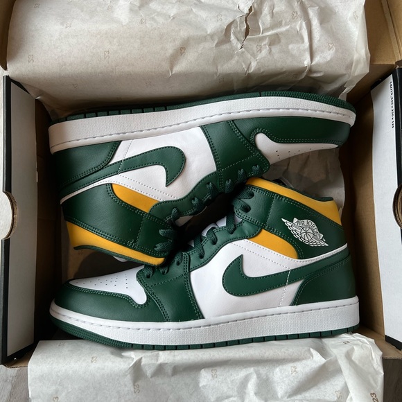 Jordan | Shoes | Air Jordan Mid Noble Green Mens 115 | Poshmark